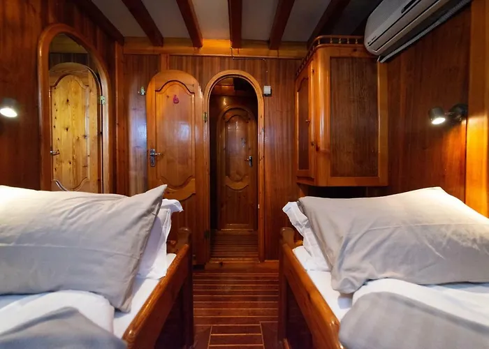 Caicco Lycian Princess *